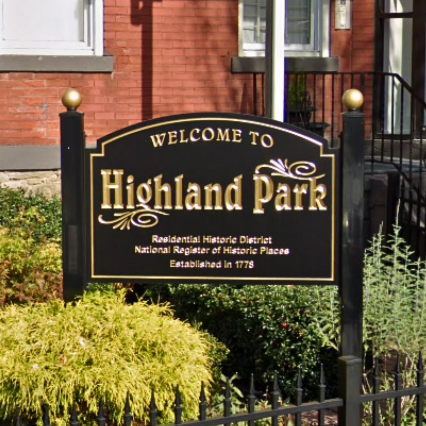 Highland Park Neighborhood Sign